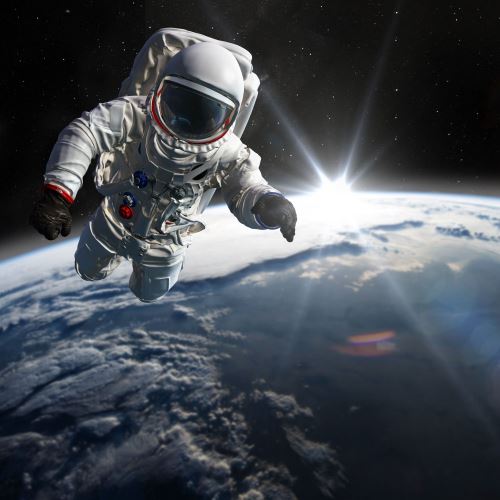 01 - Astronaut ve vesmíru